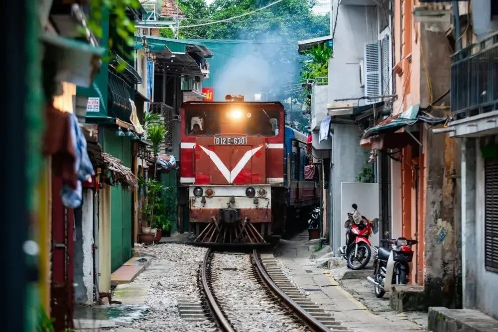 Tips & Tricks for First-Time Train Travelers in Vietnam